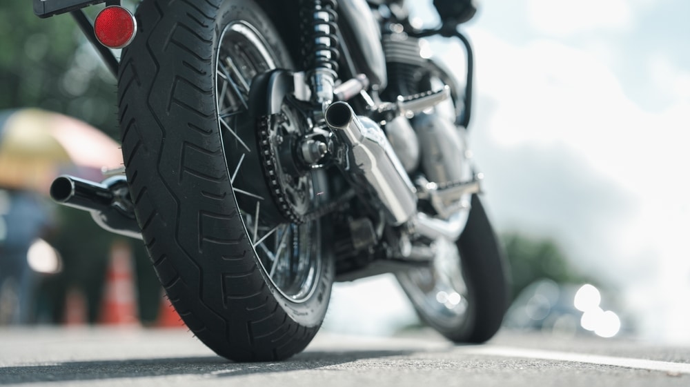 ¿Quién es elegible para demandar después de un accidente de motocicleta fatal?