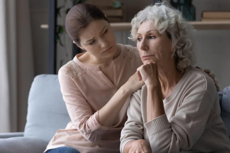 ¿Qué tipos de indemnización puede reclamar en casos de muerte por negligencia?