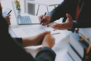 ¿Qué es un ejemplo de responsabilidad de las instalaciones?