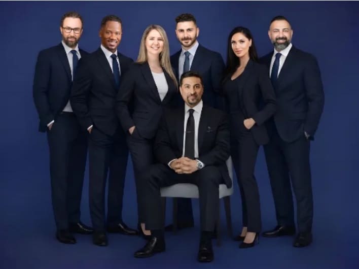 Equipo legal de Sweet James