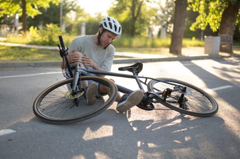 ¿Cuánta indemnización por un accidente de bicicleta?